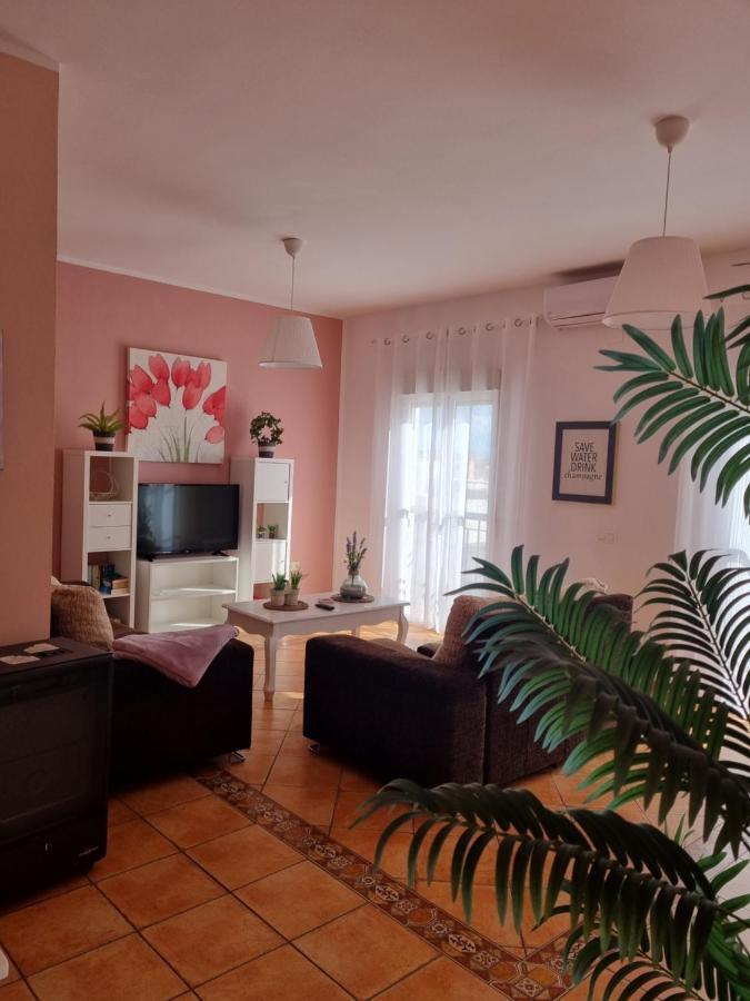 Mar Apartment